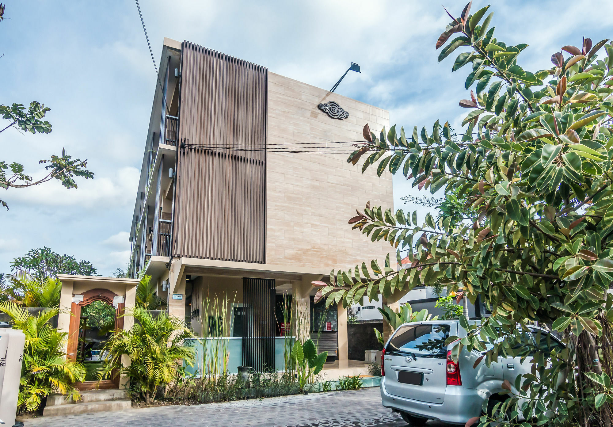 Zen Rooms Basic Jimbaran Taman Mulia Εξωτερικό φωτογραφία