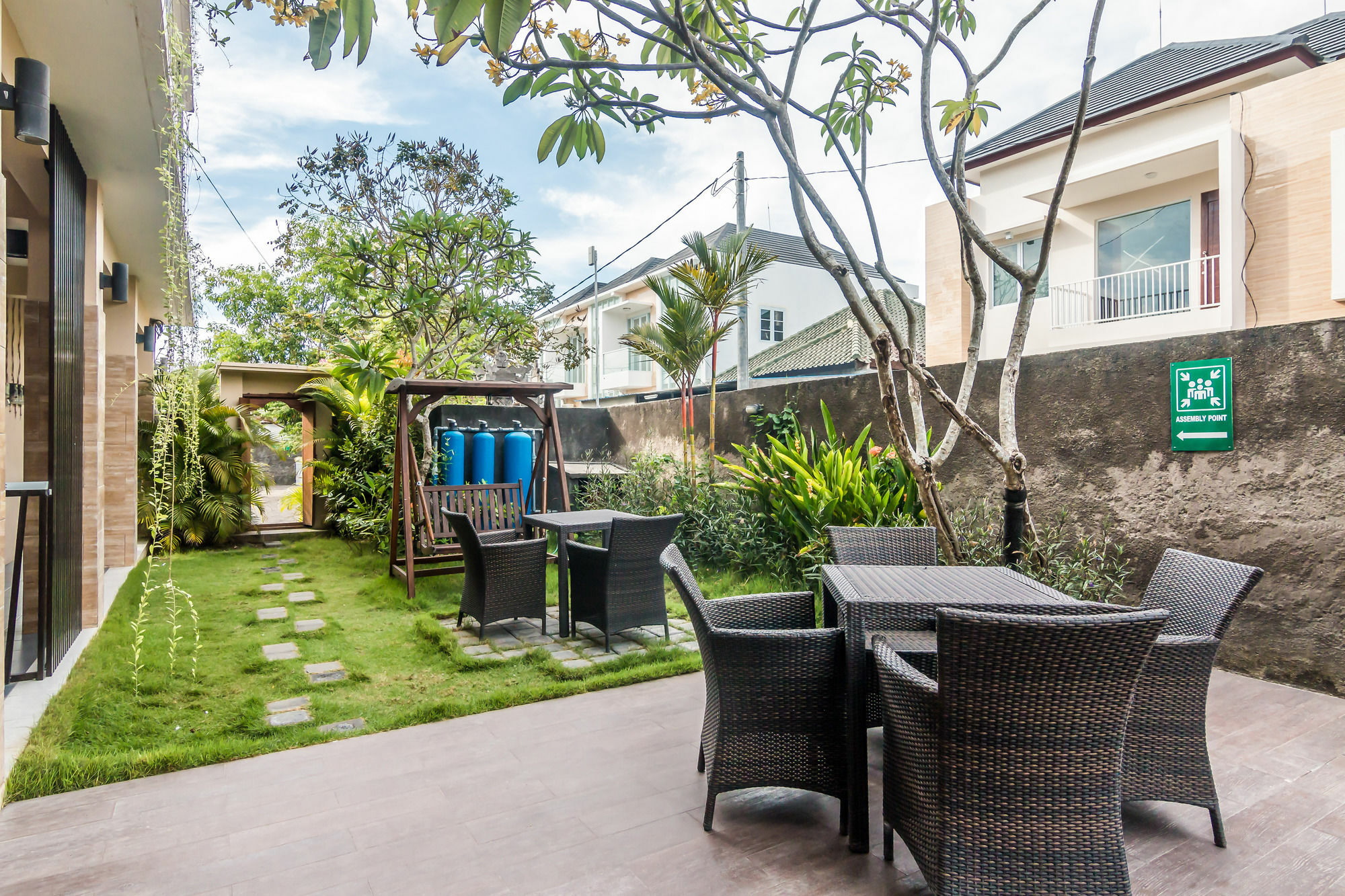 Zen Rooms Basic Jimbaran Taman Mulia Εξωτερικό φωτογραφία
