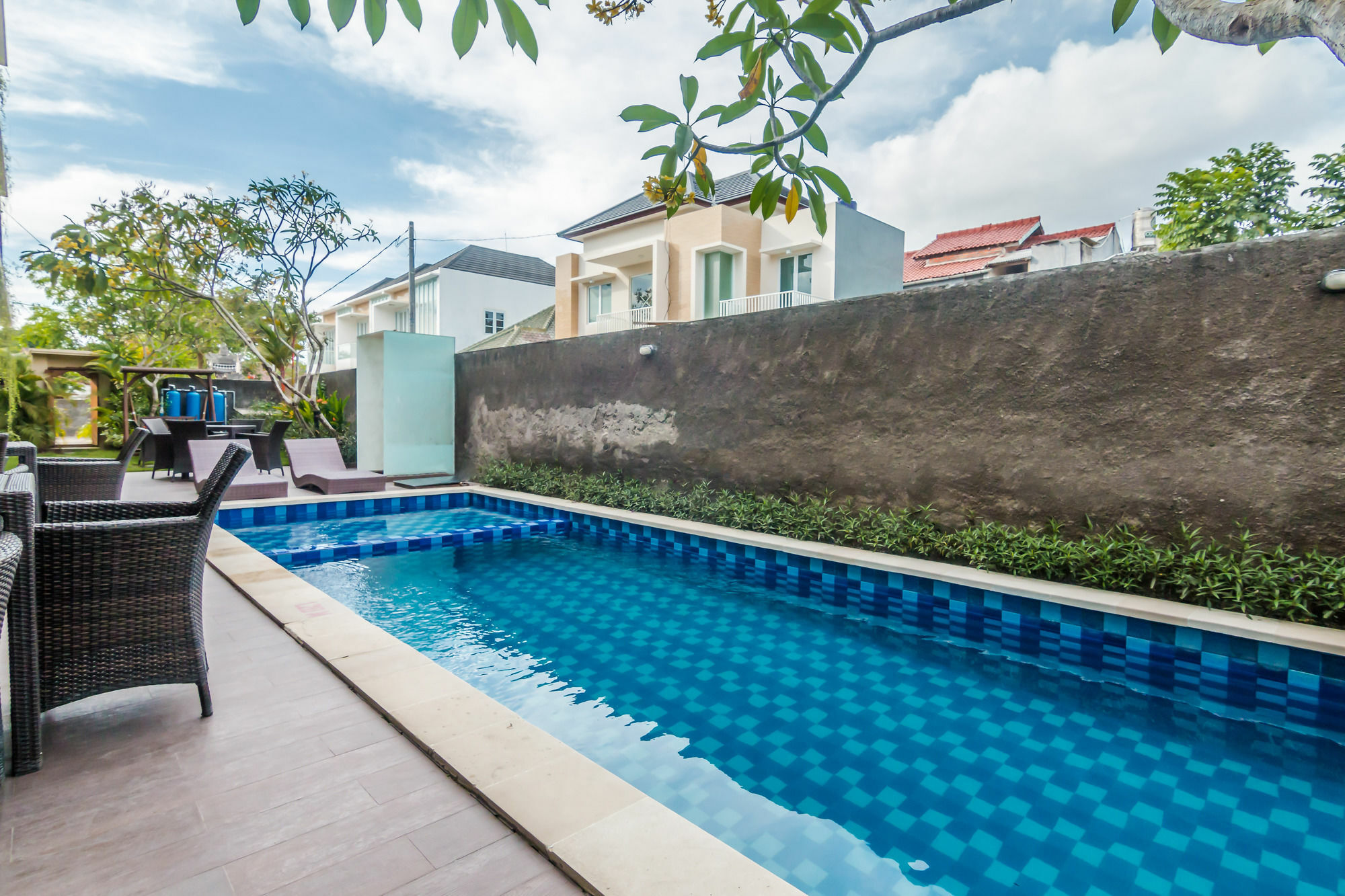 Zen Rooms Basic Jimbaran Taman Mulia Εξωτερικό φωτογραφία